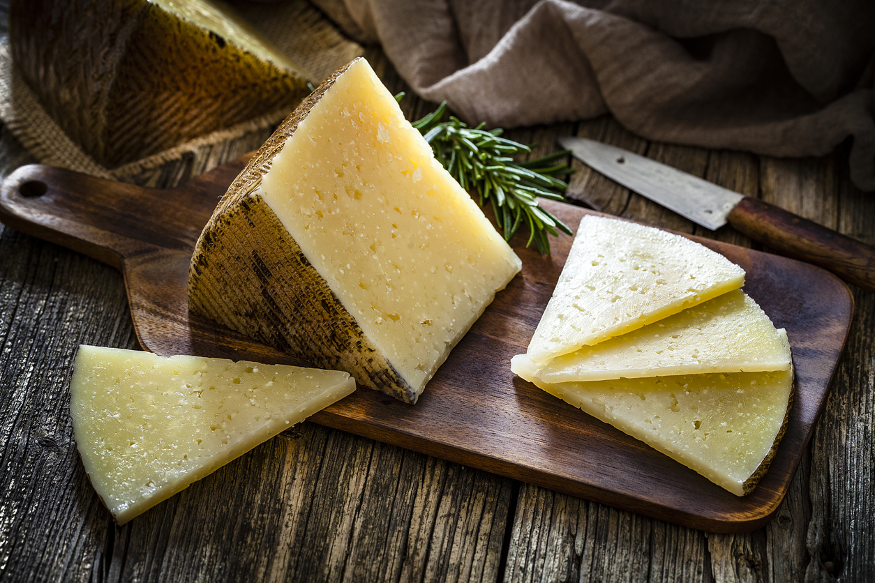 tipos de quesos españoles queso manchego