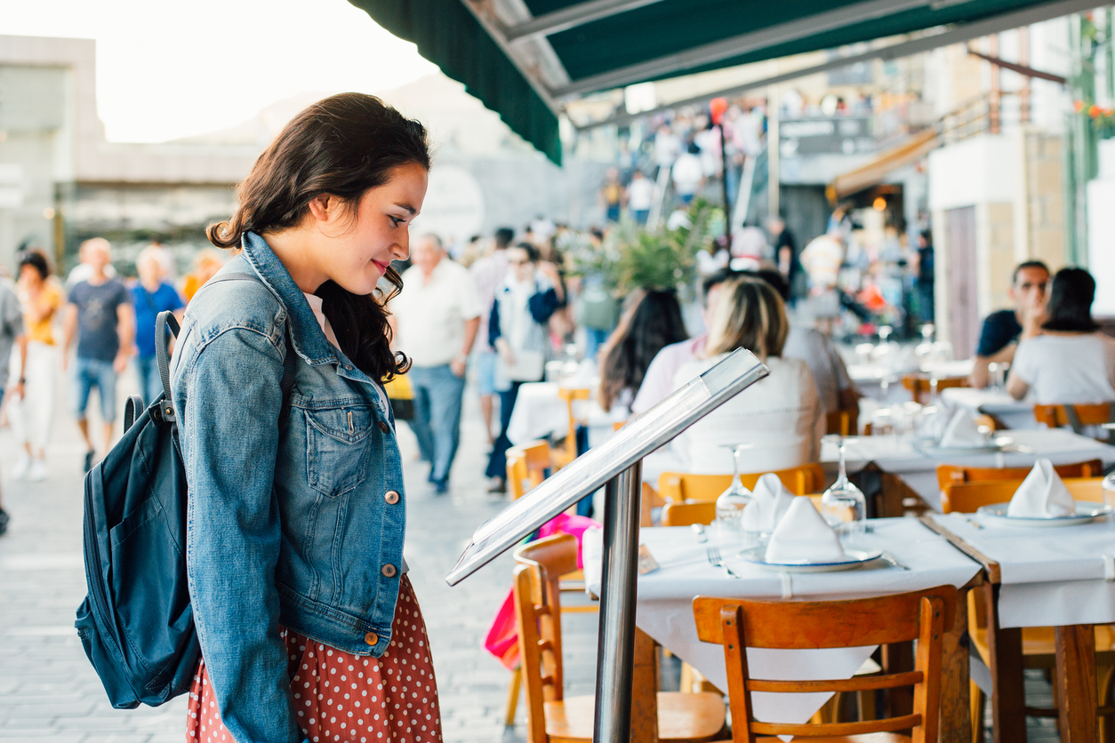 ¿es obligatorio ofrecer el menú del día en los restaurantes?