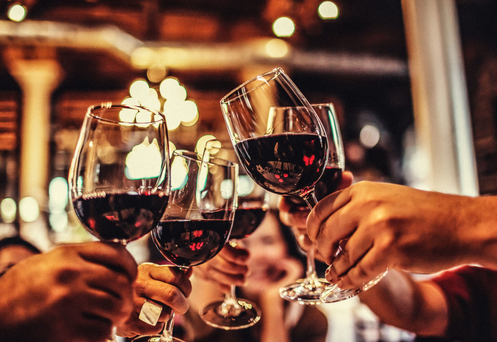 como calcular el precio de una copa de vino como calcular el precio de una copa de vino